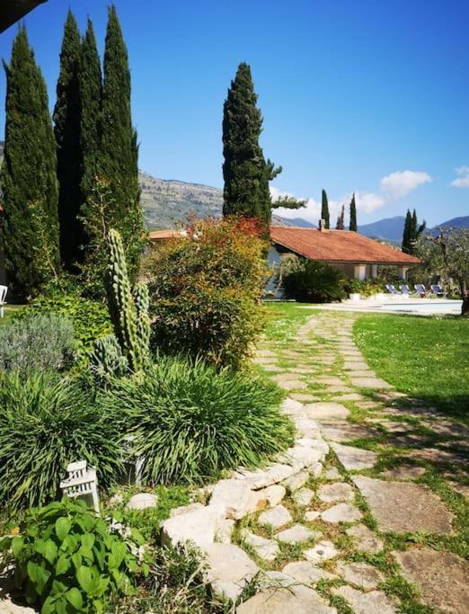 Villetta Blue Garden Sonnino Exterior photo