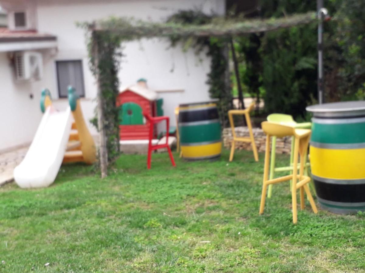 Villetta Blue Garden Sonnino Exterior photo